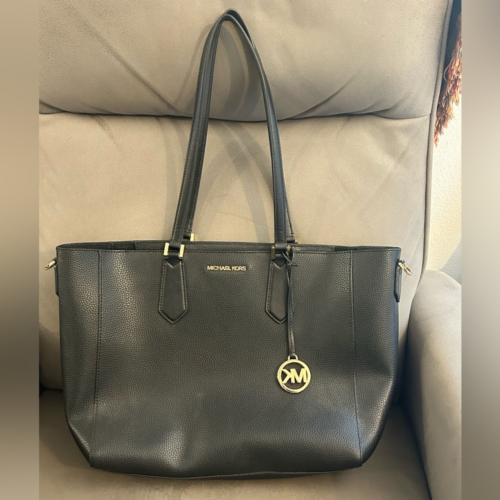 Large Michael Kors Black Pebbled Leather Tote
